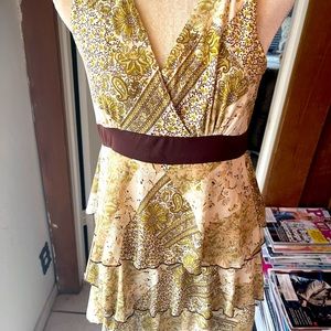 A List Floral layers of Ruffles Top Brown & Beige